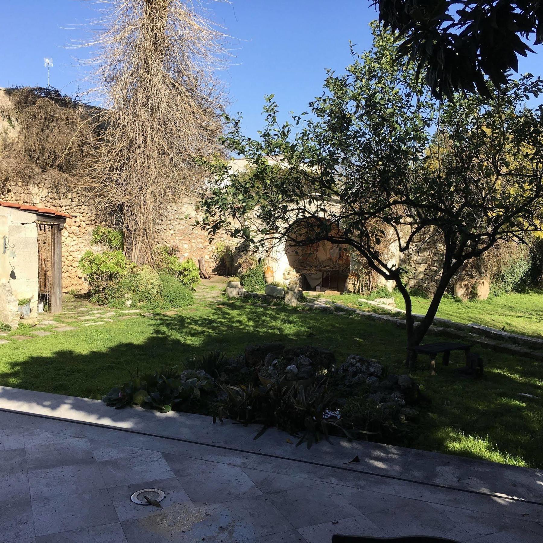 Palazzo Sabella Tommasi Villa Calimera  Luaran gambar